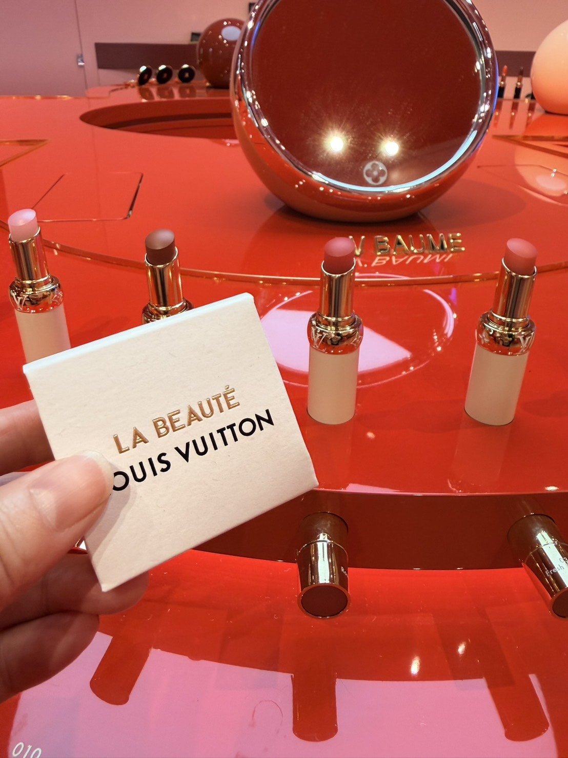 奢華的色彩宇宙:2026 LV La Beauté 彩妝實驗沙龍微風信義開箱體驗 - 第4張圖 奢華的色彩宇宙:2026 LV La Beauté 彩妝實驗沙龍微風信義開箱體驗